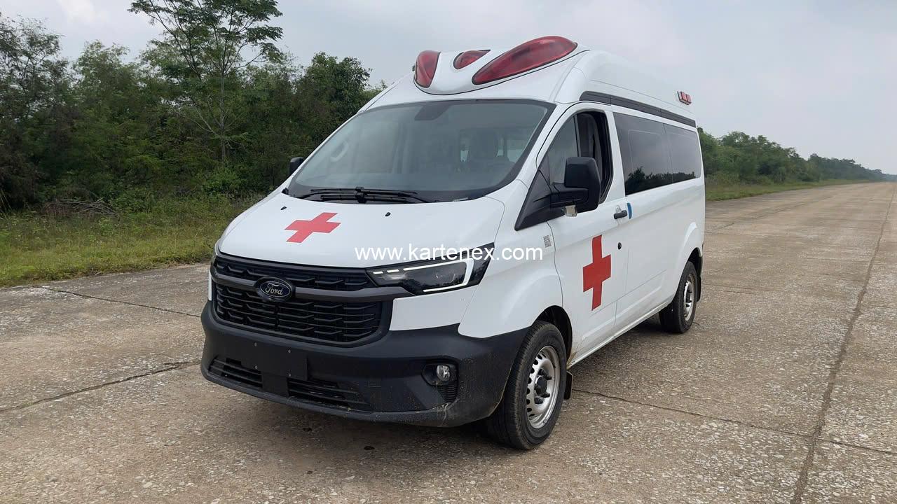 Xe cứu thương Ford Transit