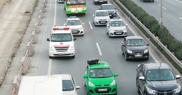Quyền ưu tiên xe cứu thương là quy định pháp luật đặc biệt